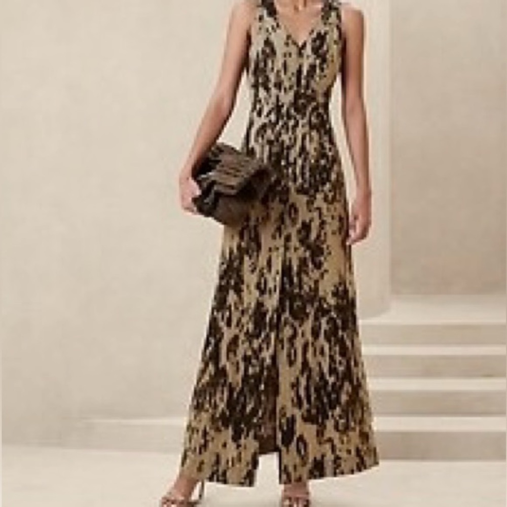 Elegant Sleeveless Leopard Print Maxi Dress